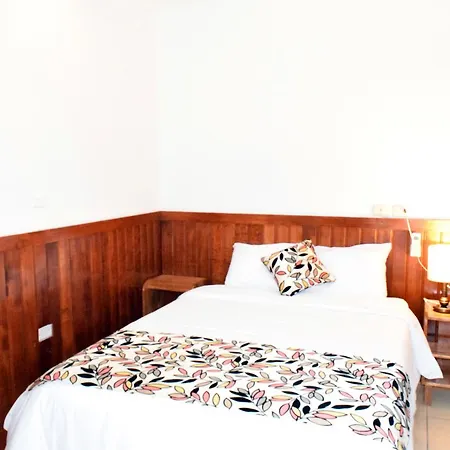 Hotel Jungle House Iquitos Exterior photo