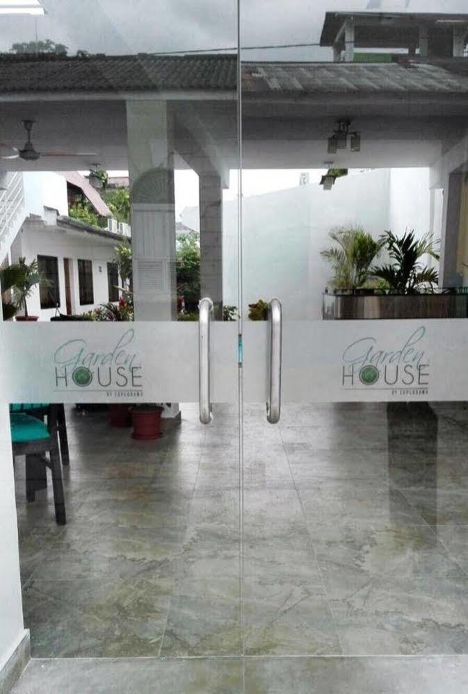 Jungle House Hotel